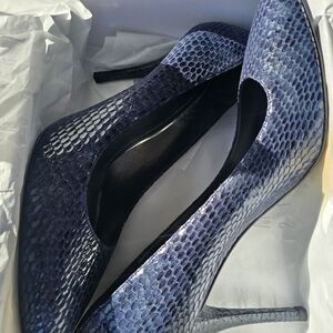NEW Stuart Weitzman Power Sea Crystal Snake Heels In Box